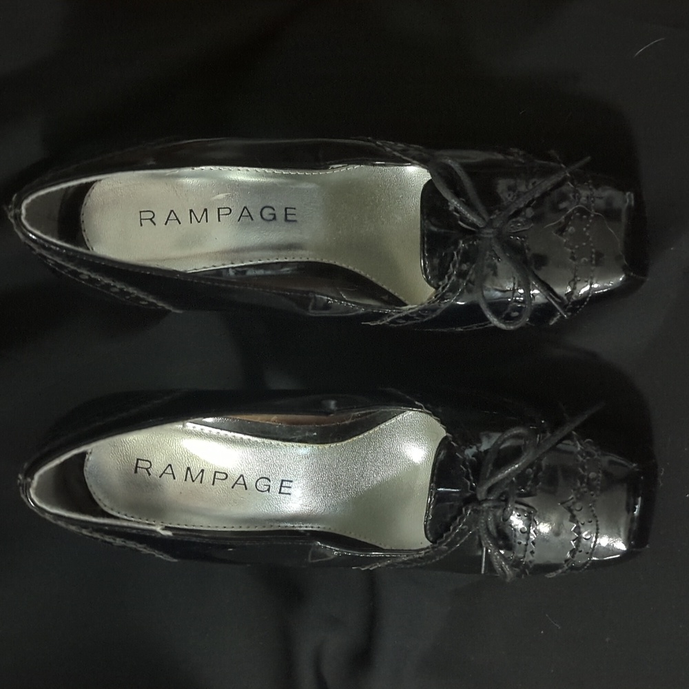 Black stiletto heels - Picture 4 of 12